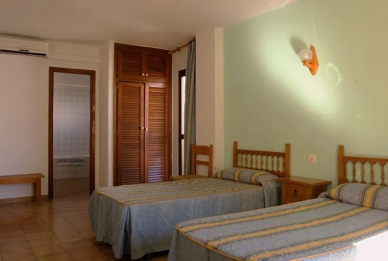 Amistat Island Hostel Ibiza - Albergue Juvenil San Antonio (Ibiza)