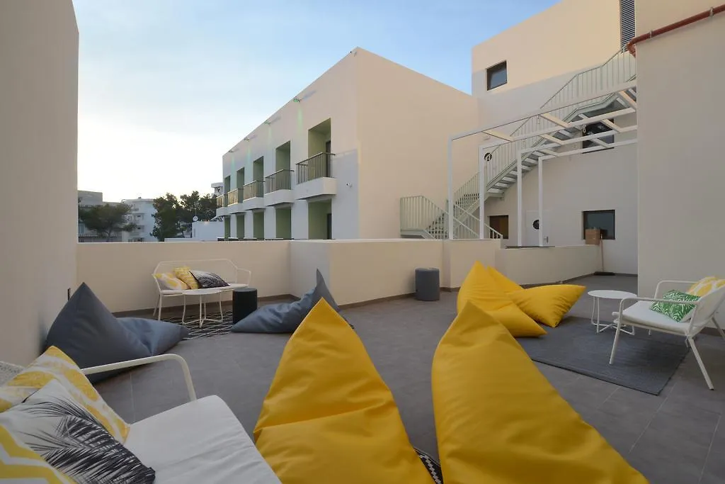 Amistat Island Hostel Ibiza - Albergue Juvenil 2*, San Antonio (Ibiza)