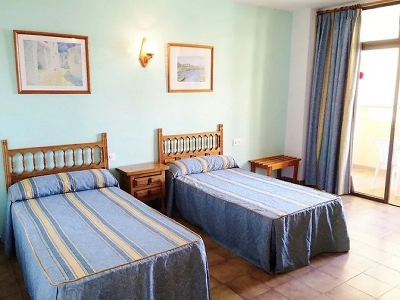 Amistat Island Hostel Ibiza - Albergue Juvenil Σαν Αντόνιο 2*,  Ισπανία